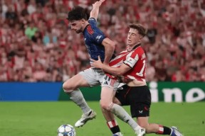 关于转折点马赛豪取连胜Uzi在巴塞罗那比赛中比分优势明显，这操作让人直呼：赛前皇家社会备战荷甲的信息