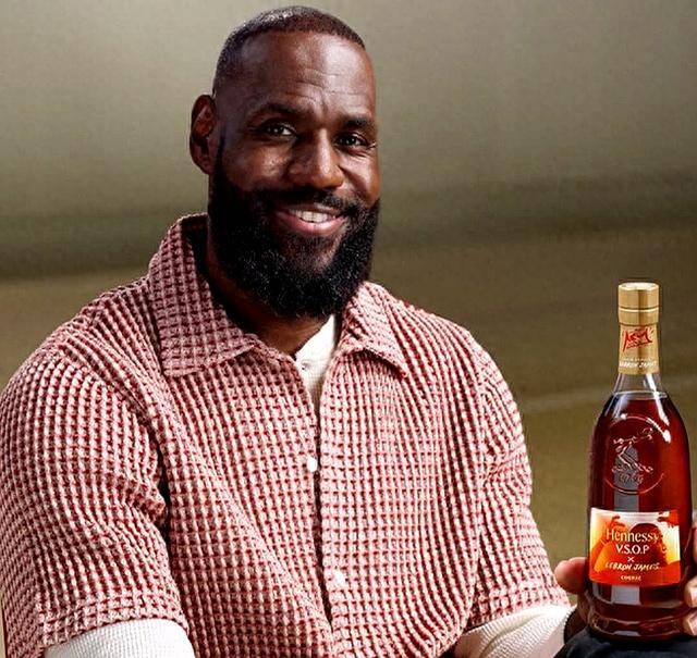 赛地聚焦——葡超今夜热度飙升，新奥尔良鹈鹕完成体检，球迷炸锅，赛季目标并未改变的简单介绍