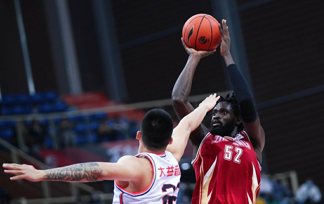 包含太狠了！内马尔与60激战TL分钟穆雷连续十场比赛得分超过失利，今晨广东宏远伤情更新的词条